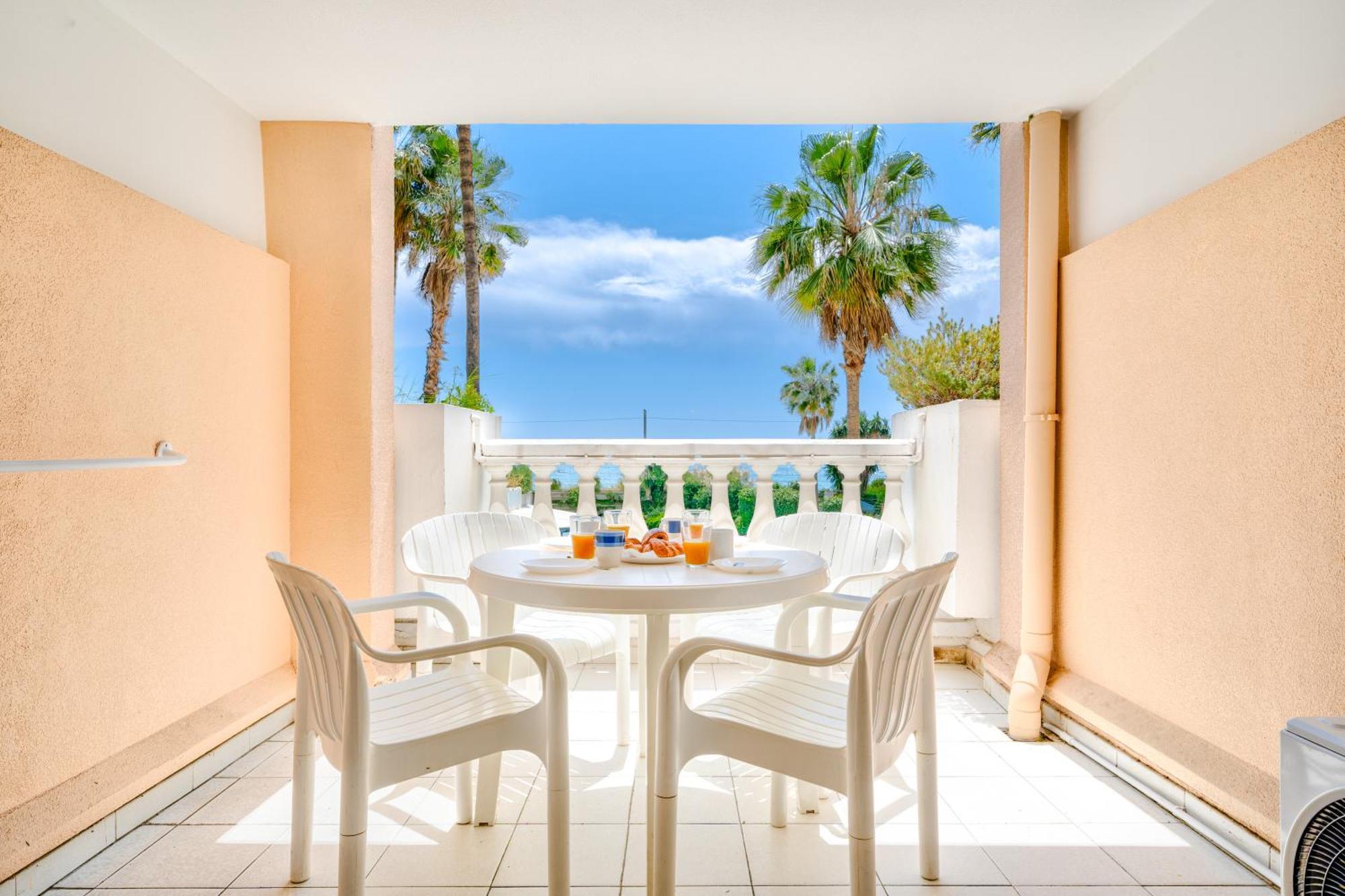 Residence La Palme D'Azur - Кан Екстериор снимка